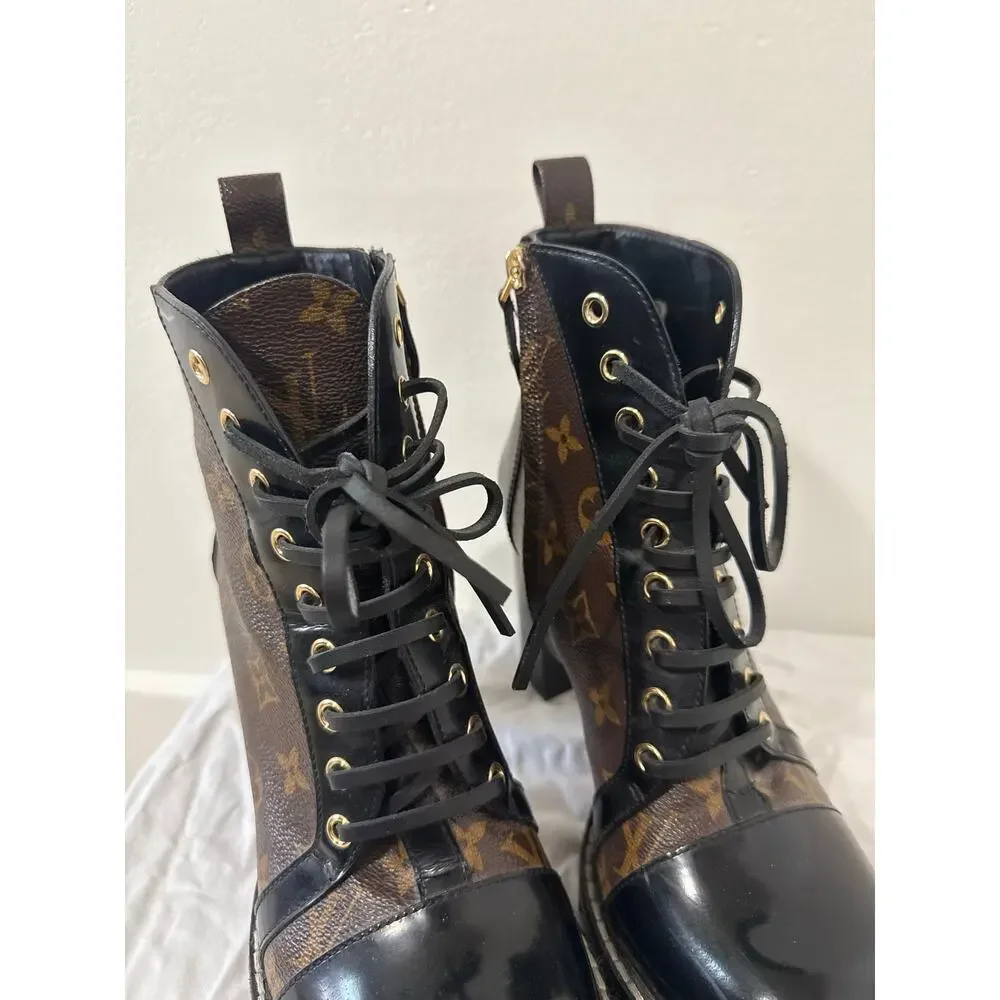 Louis Vuitton Star Trail Monogram Patent Leather Lace Up Ankle Boots IT 41 US 10